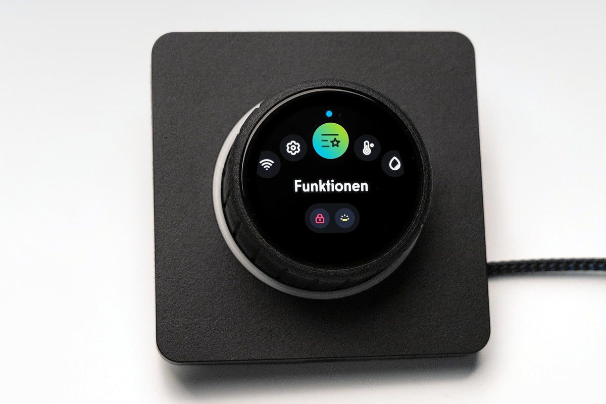 SmartKnob Menü Funktionen mit Symbolen für WLAN, Einstellungen, Temperatur und Wasser